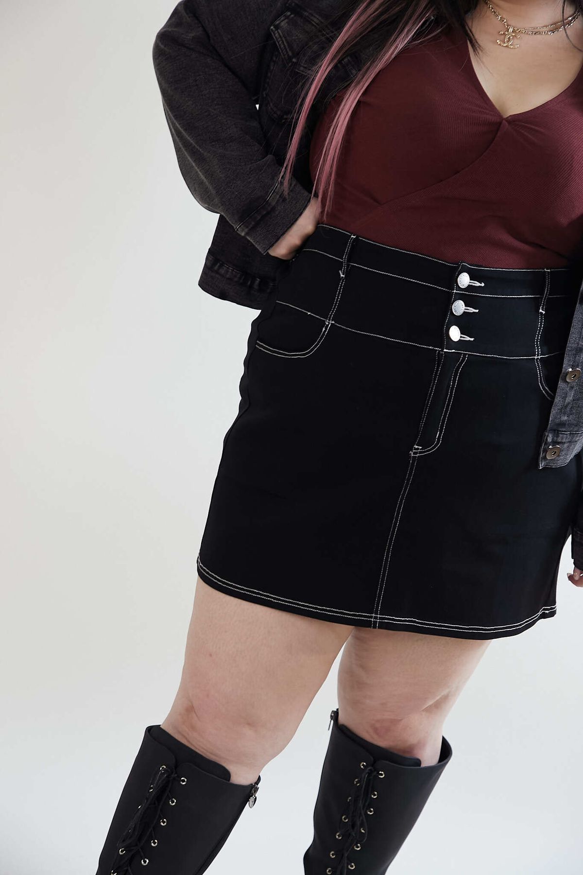 Plus size - Classic three-button stretch denim mini skirt black color