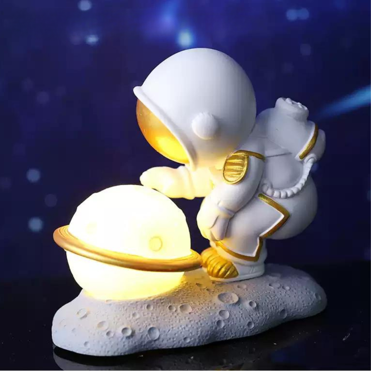 Astronaut Night Light (Gold) KP001｜Planet Night Light｜Table Light｜Space｜Decoration Light｜Galaxy