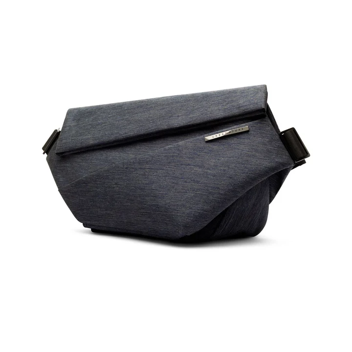 NIID x URBANATURE RADIANT URBAN SLING R1 時尚隨身袋 Indigo