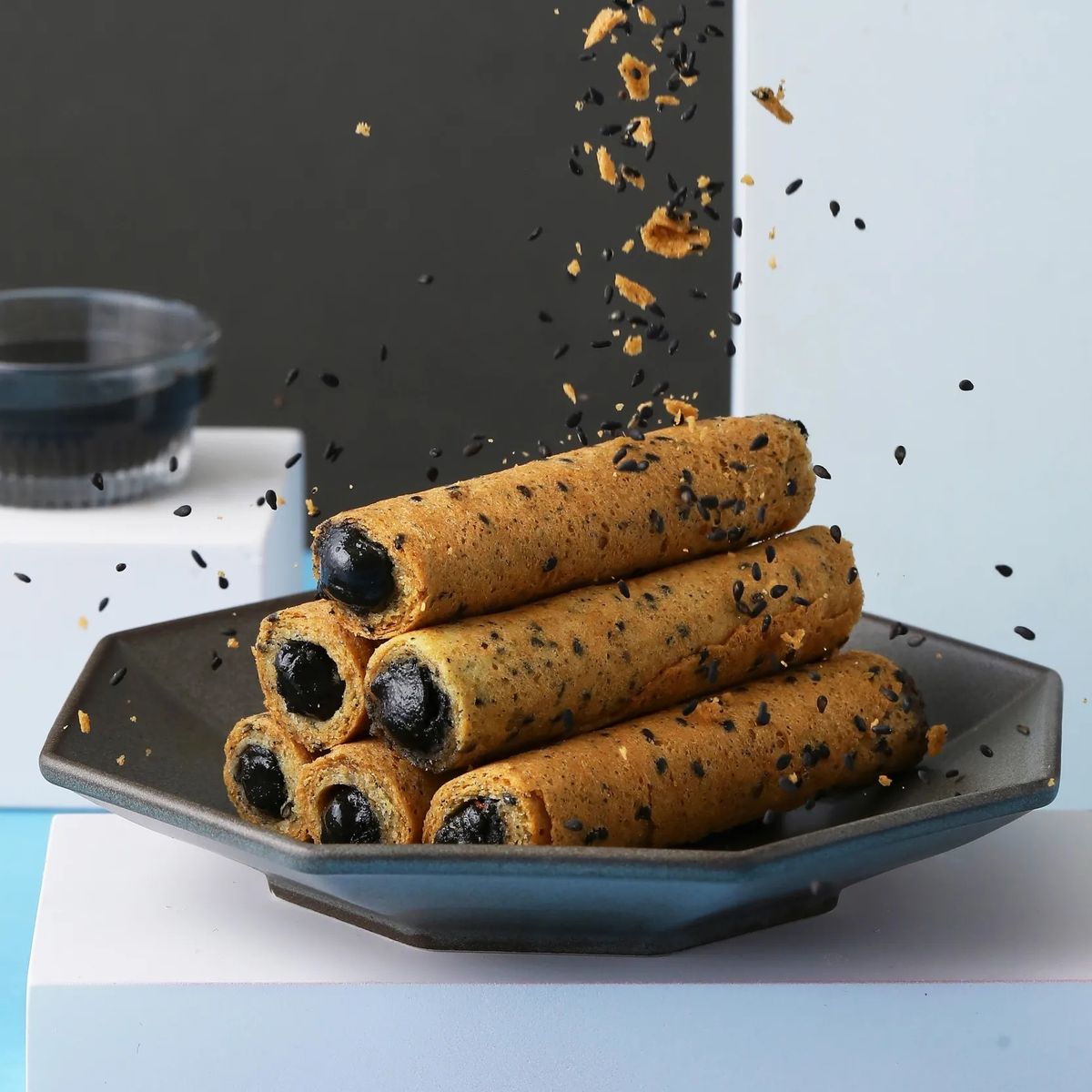 Sesame Egg Rolls (Box) (Best Before:03/12/2025)