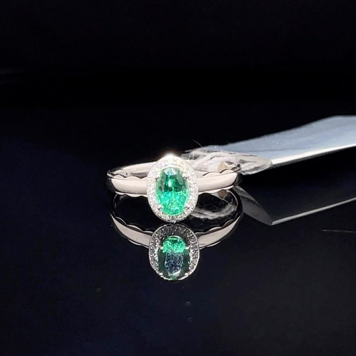 Natural Diamond & Emerald Full 18K Gold Ring