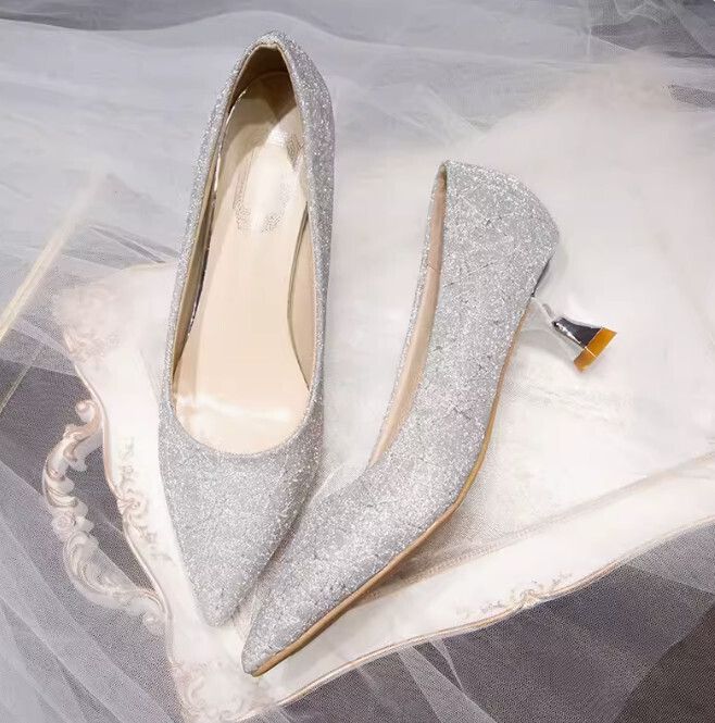 單鞋中跟鞋（銀色 35-39碼）(下單後聯絡客服確認發貨尺碼)