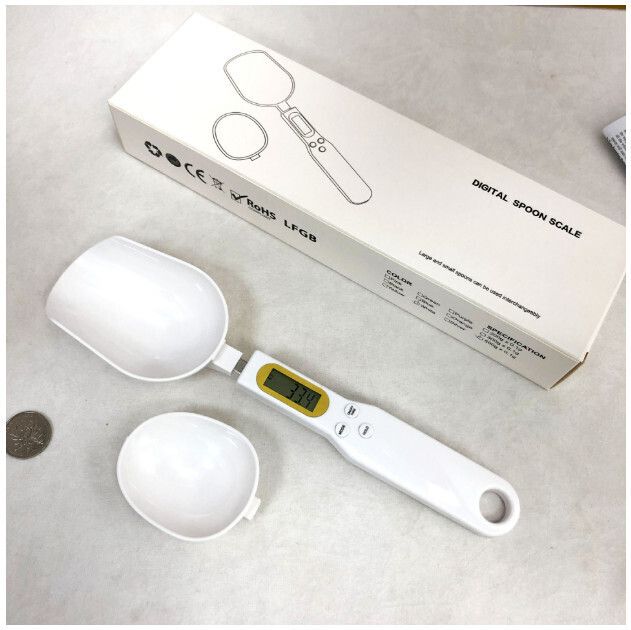 電子秤手持量勺秤食物配料秤（白色 500g/0.1g 尺寸：26.*6.8*3.5cm ）#(KFF)