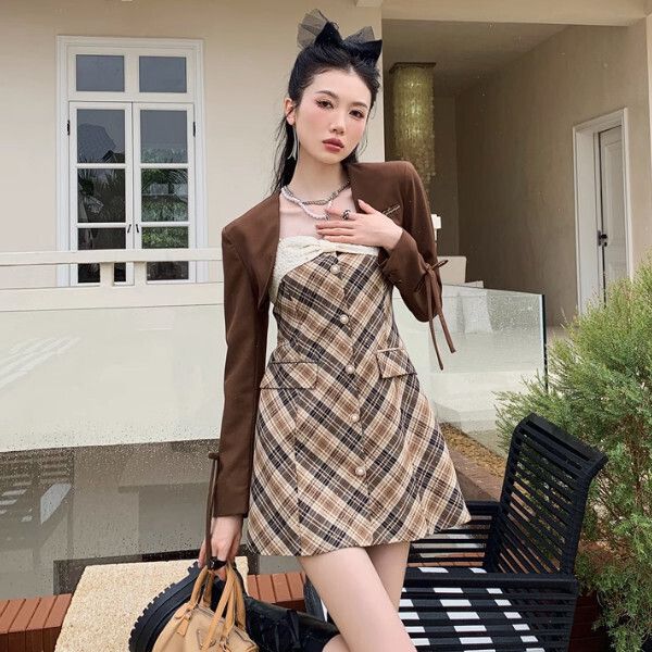 吊帶連衣裙短+西裝坎肩套裝(圖片色)(S-L碼)(下單後聯絡客服確認發貨尺碼)