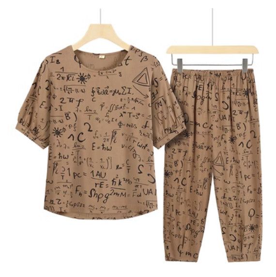 夏季中老年兩件套套裝（咖啡色字母）【尺碼：XL-3XL】【下單後聯絡客服確認發貨尺碼】F203013145