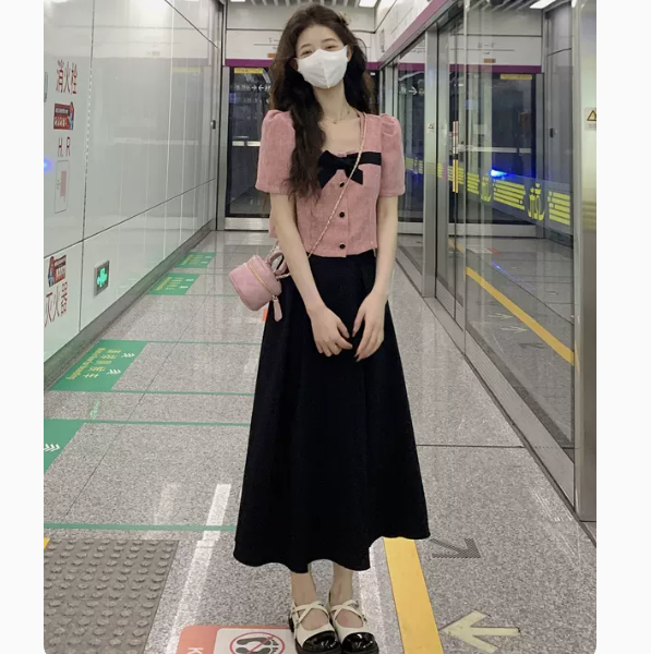 女裝兩件套裝【粉色上衣+半身裙】(尺碼 M-4XL)(下單後請聯絡客服確認發貨尺碼)#F043048183