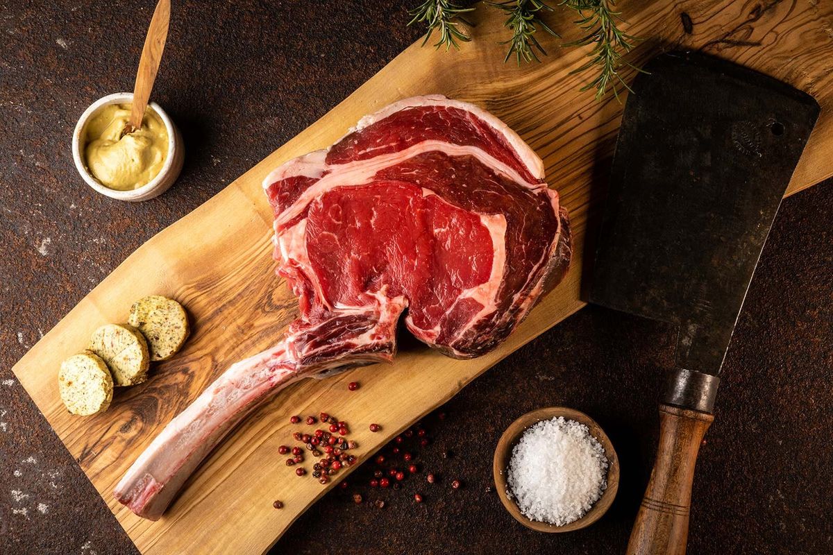 UK Beef 英國短骨斧頭扒 (急凍 -18°C) 新舊包裝隨機發貨 最少3個月或以上食用期