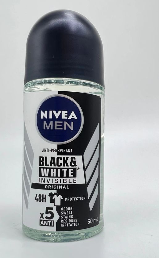 NIVEA Black & White Invisible 15本 NIVEA Black & White Invisible 15本 Amazon.co.jp: Nivea