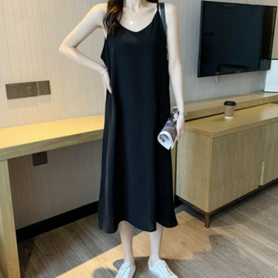 緞面長款吊帶連衣裙【黑色】【S-2XL碼】(下單後請聯絡客服確認發貨尺碼)#K012003077