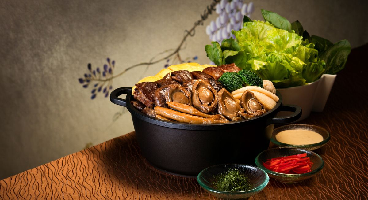 1 Unit - Abalone, Goose Webs and Mutton Poon Choi & Slow cooked Chicken with Soy Sauce (for 4-6 Pax)