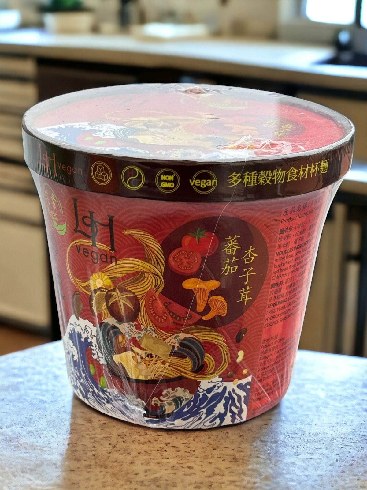 Vegetarian Noodles (Chantarelle Tomato Flavor)upgrade 1pc #Vegan #Cup noodle