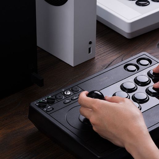 8Bitdo Arcade Stick for Xbox Series X/S, Xbox One and Windows 10, Arcade  Fight Stick with 3.5mm Audio Jack for Win10 and Above