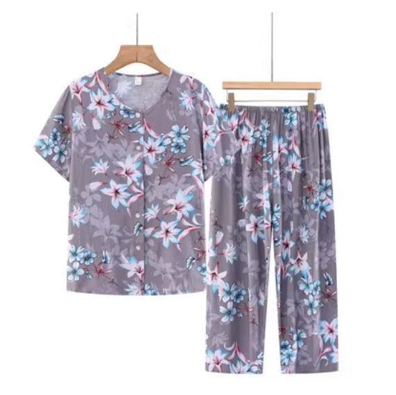 夏季中老年綿綢開衫套裝（淺灰花朵）【尺碼：XL-5XL】【下單後聯絡客服確認發貨尺碼】F203013106