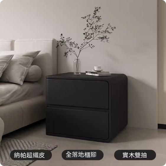 奶油風實木床頭櫃（隕石黑右款）（尺寸：長45x寬40x高47cm）