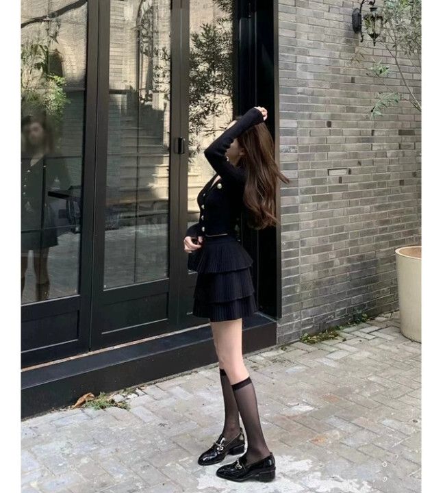 小香風套裝針織開衫蓬蓬裙兩件套（黑色針織上衣+黑色短裙）（尺碼：S/M/L）（下單後聯絡客服確認發貨尺碼）#S002078059