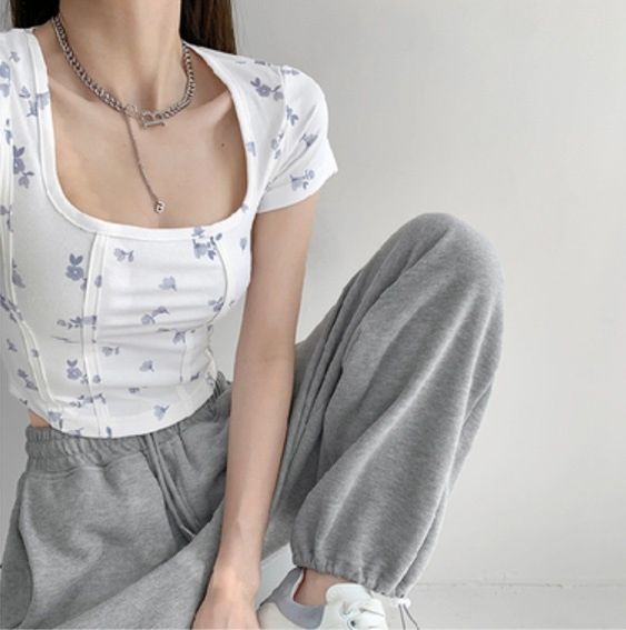 方領修身短袖T卹(翠花色,S-XL碼)【下單後請聯絡客服確認發貨尺碼】#F220012109