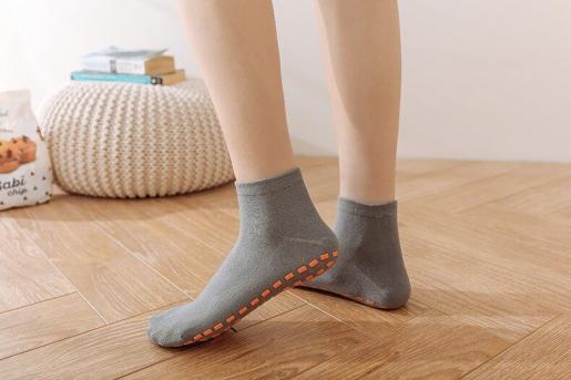 2 Pairs Non-Slip Yoga Socks