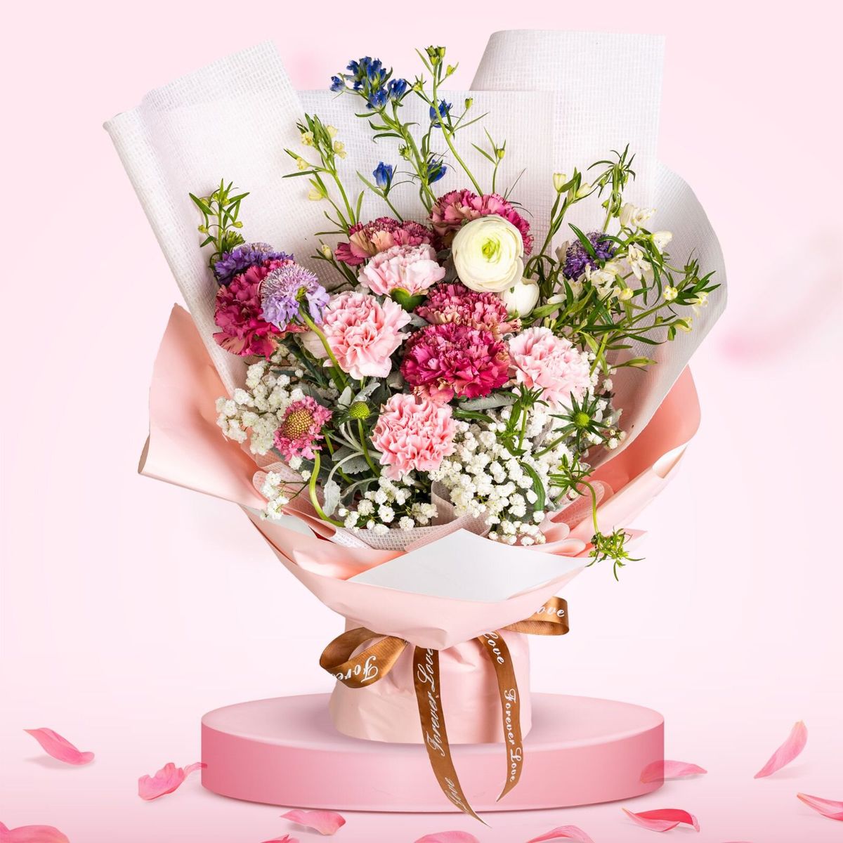 鮮花花束 (康乃馨9支、蟲蟲草、滿天星、小飛燕及其它襯花) [GF00109] 