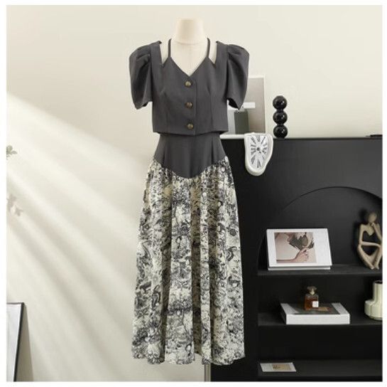 【兩件套】掛脖泡泡袖短款上衣+半身裙（灰色）（尺碼：S-L碼）(下單後聯絡客服確認發貨尺碼）#F038083259