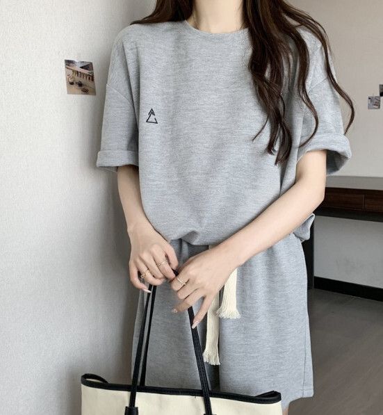 寬鬆休閒運動套裝【淺灰色】 (尺碼：M-3XL碼) (下單後聯繫客服確認發貨尺碼)#F158027300