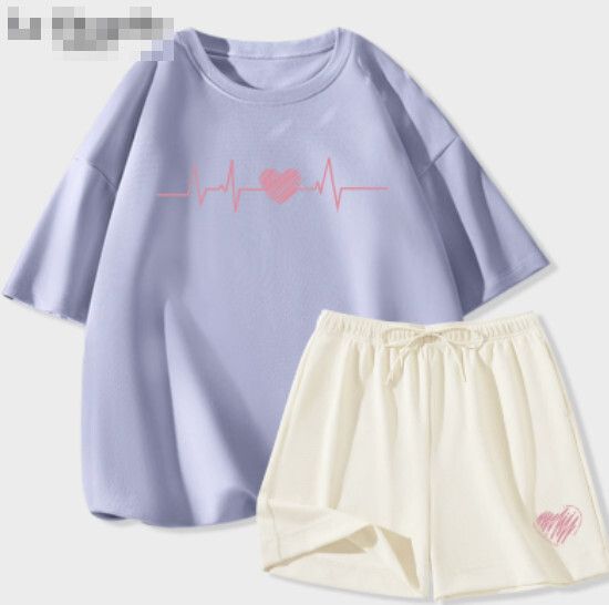 冰絲短褲休閒套裝【淺藍色（怦然心動）+奶白褲】【S-2XL碼】（下單後請聯絡客服確認發貨尺碼）#K011002470