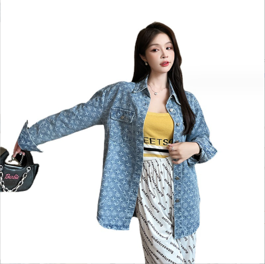 寬松滿印提花牛仔外套（藍色）（規格：S-XL碼）(下單後聯絡客服確認發貨尺碼) #F047050087