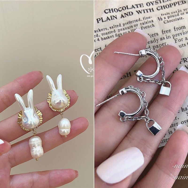 【2對裝】氣質簡約耳環 高級感耳飾(珍珠小兔耳釘+鏈條小鎖）#F001104575