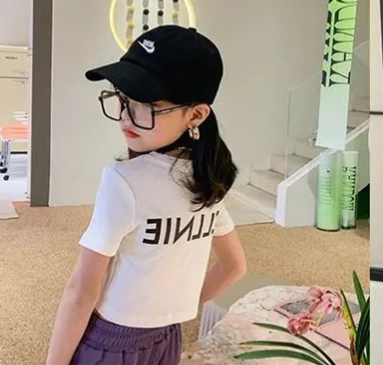 短袖T卹（尺碼100-160）【下單後請聯絡客服確認發貨尺碼及顏色】