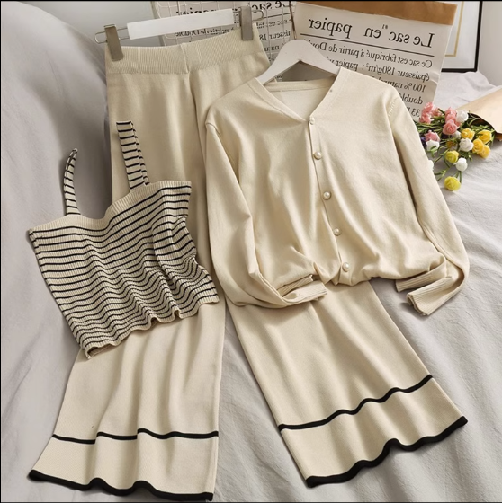 條紋短款吊帶V領單排扣針織外套闊腿褲三件套（杏色）（規格：S-L碼）(下單後聯絡客服確認發貨尺碼)#F047043970