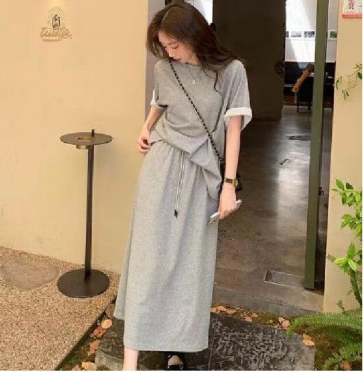 半身裙運動套裝【灰色】 (尺碼：M-2XL碼) (下單後聯繫客服確認發貨尺碼)#F158027123