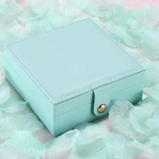 Decor  Tiffany & Co. Large Jewelry Box In Tiffany Blue® Leather. * Stian  Fjelldal