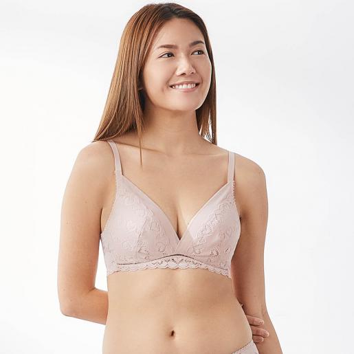 Her own words, Solution Herbafoam™ Non wired Lace Bra, Color : Light Pink, Size : 70B