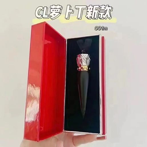 Cl 2025 lipstick 001m