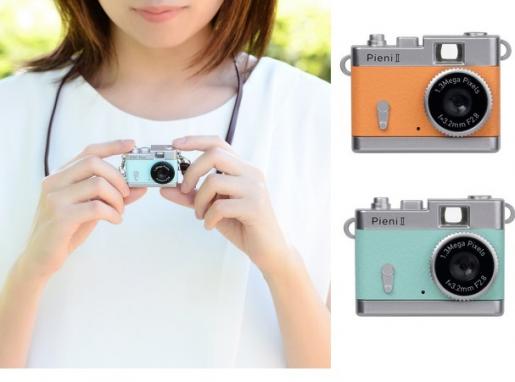Tokina's Mini Pieni II Toy Camera Actually Takes Tiny Photos and Videos