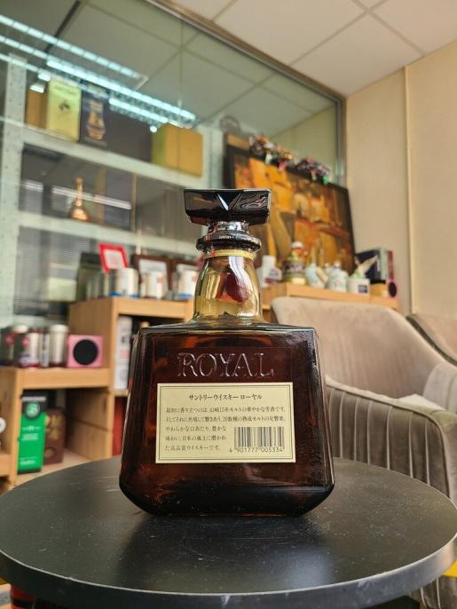 三得利| 90年代山崎15年酒膽調和Suntory Royal SR whisky 720ml 43