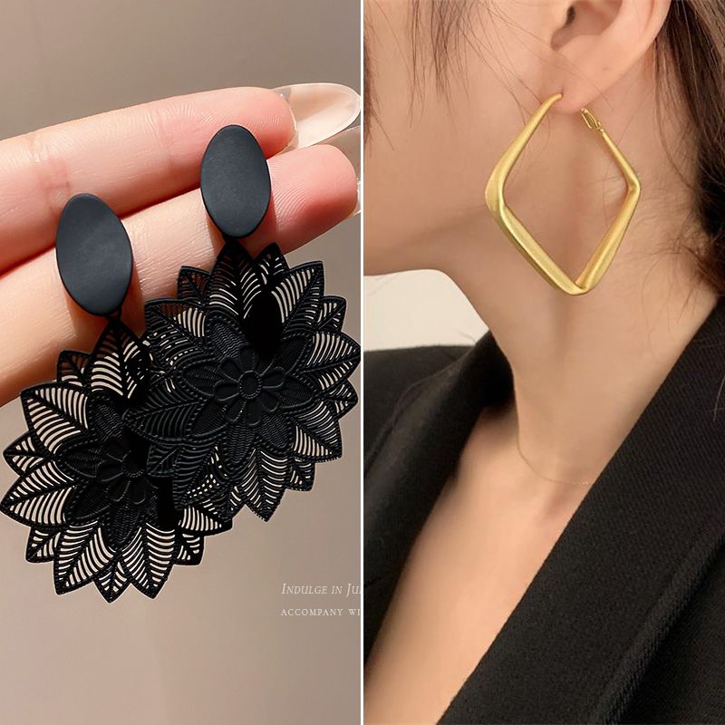 【2對裝】氣質簡約耳環 高級感耳飾(森系黑色花朵-啞金方塊大耳圈）#F001104613