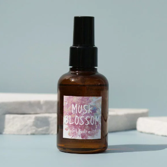 John's Blend | Hair and Body Mist Musk Blossom 105ml - Parallel